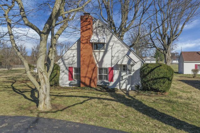 618 Hoffman Drive, Lancaster, OH 43130