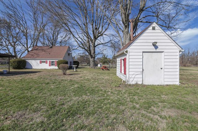 618 Hoffman Drive, Lancaster, OH 43130