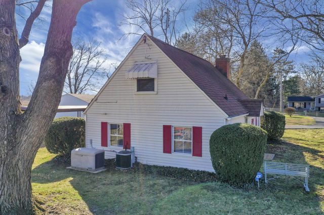 618 Hoffman Drive, Lancaster, OH 43130