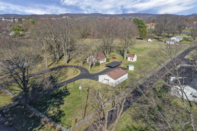 618 Hoffman Drive, Lancaster, OH 43130