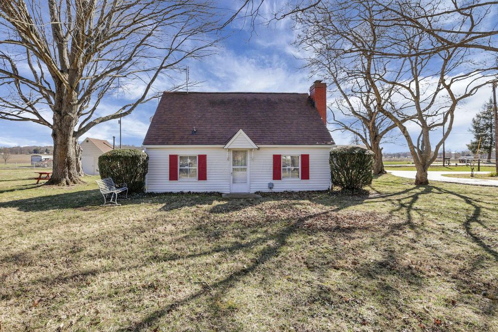 618 Hoffman Drive, Lancaster, OH 43130