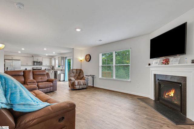 1095 Summerlin Trail, Duncan, SC 29334