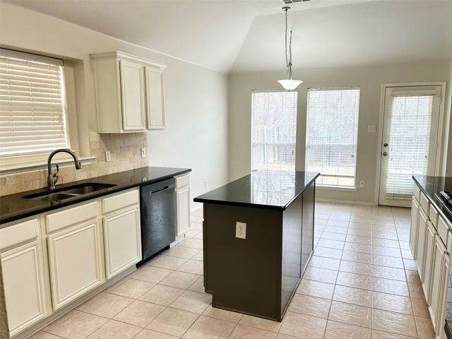 5304 Timber Park Drive, Flower Mound, TX 75028