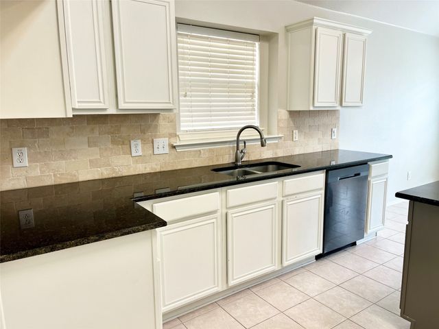 5304 Timber Park Drive, Flower Mound, TX 75028