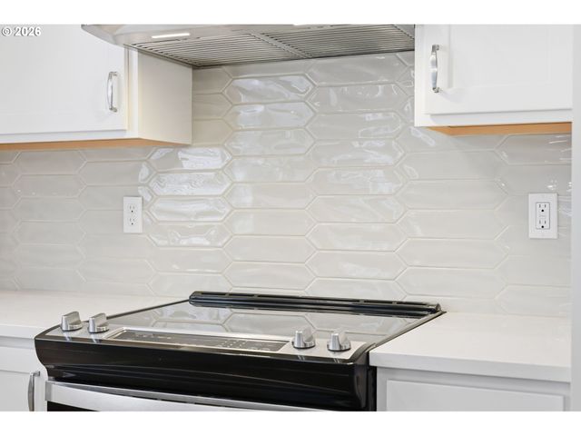 1770 Ne GILBERT Ln, Estacada, OR 97023