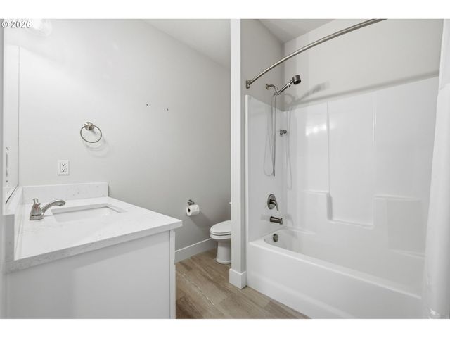 1770 Ne GILBERT Ln, Estacada, OR 97023