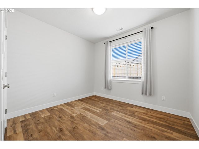 1770 Ne GILBERT Ln, Estacada, OR 97023