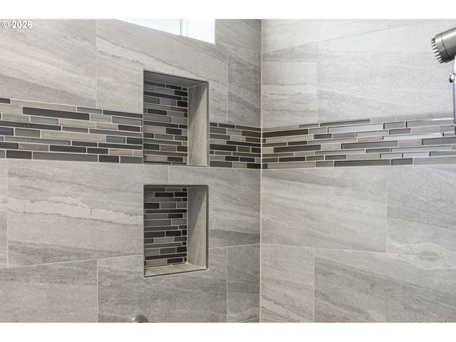 1770 Ne GILBERT Ln, Estacada, OR 97023