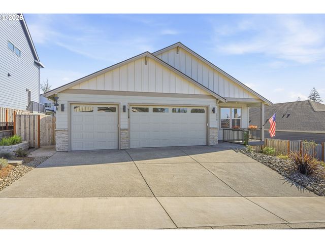 1770 Ne GILBERT Ln, Estacada, OR 97023
