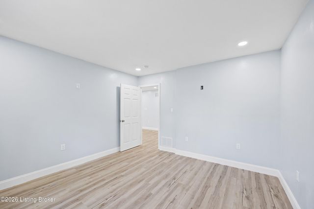 569 Pitts Point Rd, Shepherdsville, KY 40165