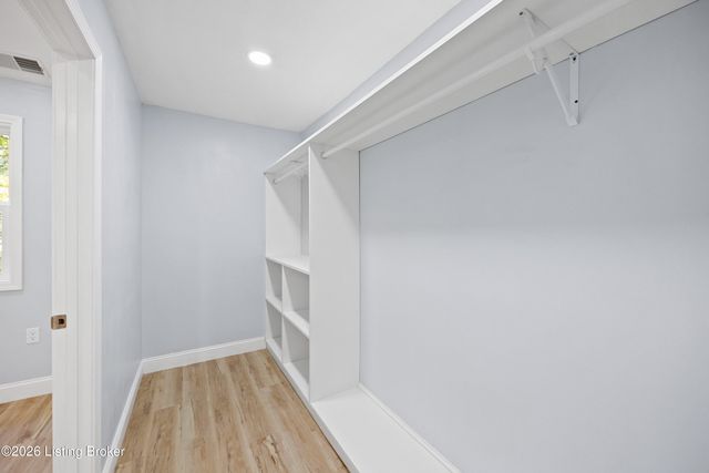 569 Pitts Point Rd, Shepherdsville, KY 40165