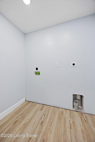 569 Pitts Point Rd, Shepherdsville, KY 40165