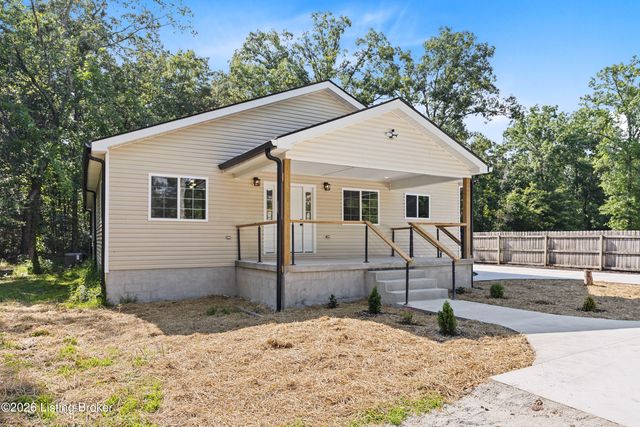 569 Pitts Point Rd, Shepherdsville, KY 40165