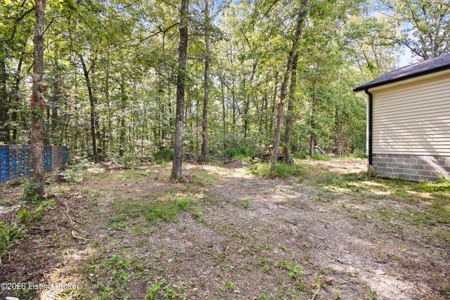 569 Pitts Point Rd, Shepherdsville, KY 40165