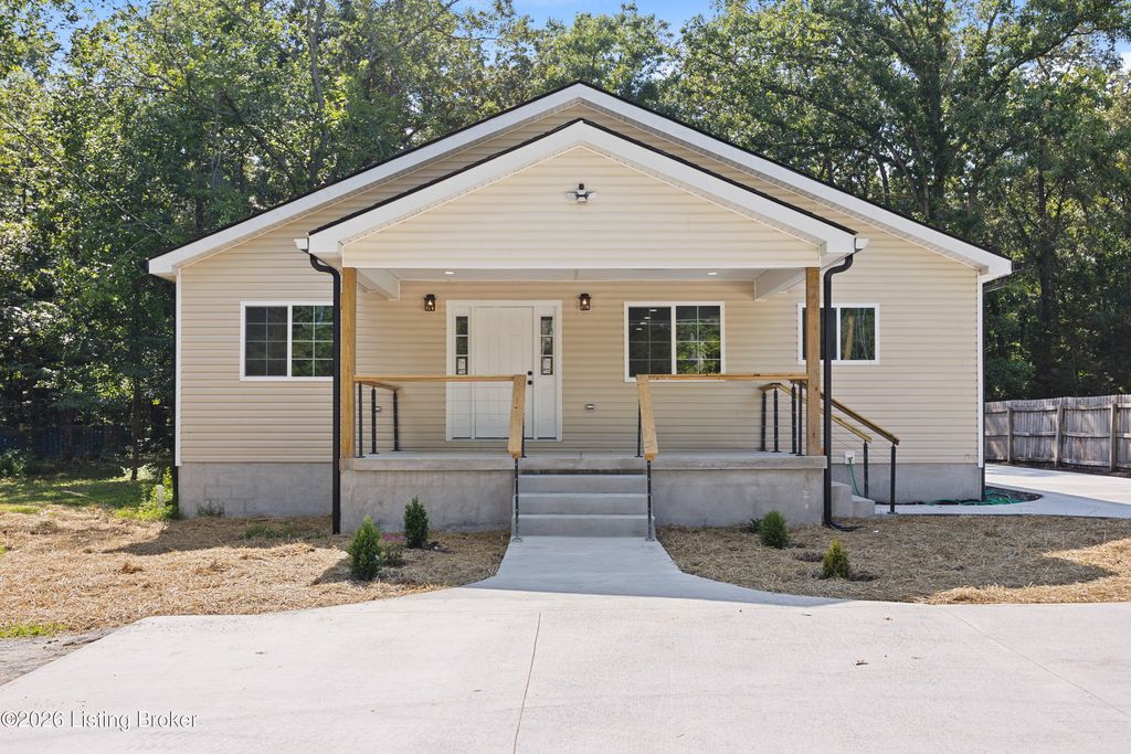 569 Pitts Point Rd, Shepherdsville, KY 40165