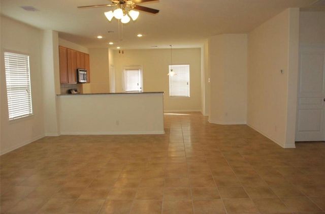 111 Cheyenne River Drive, La Marque, TX 77568