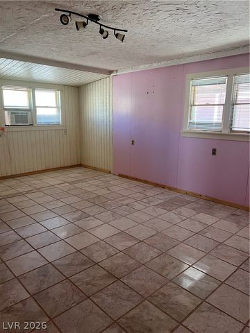 210 East Cedar Street, Beatty, NV 89003