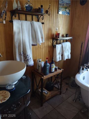 210 East Cedar Street, Beatty, NV 89003