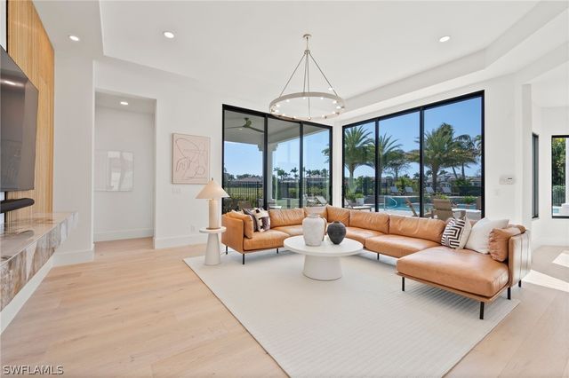 4260 Brynwood DR, Naples, FL 34119