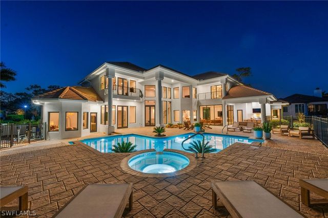 4260 Brynwood DR, Naples, FL 34119