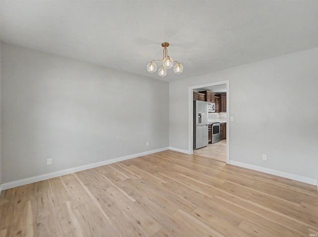 7537 tia Court, Evansville, IN 47720