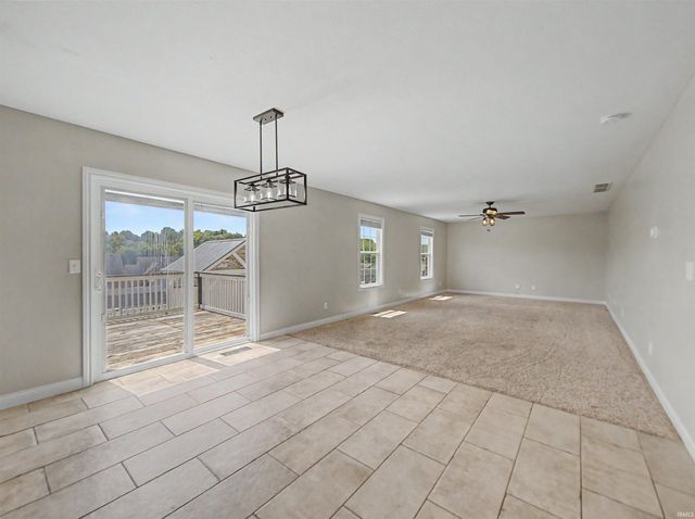 7537 tia Court, Evansville, IN 47720
