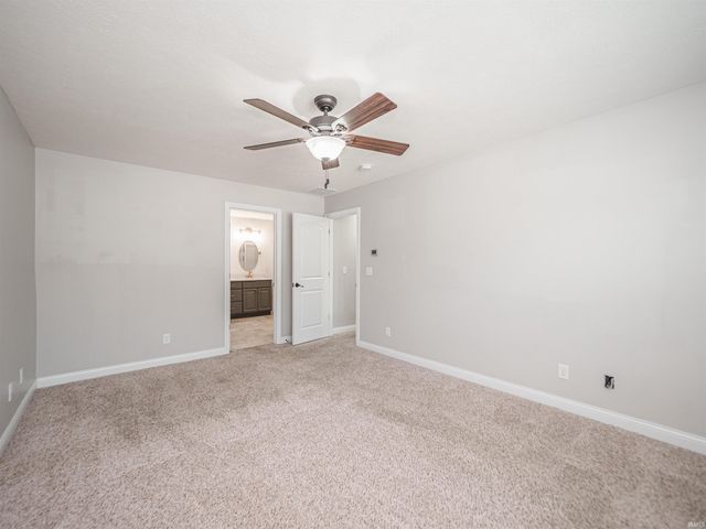 7537 tia Court, Evansville, IN 47720