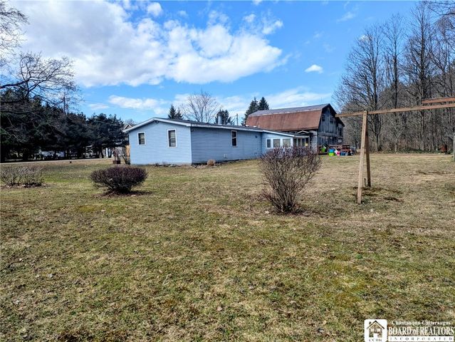 6570 Bowers Road, Stockton, NY 14784