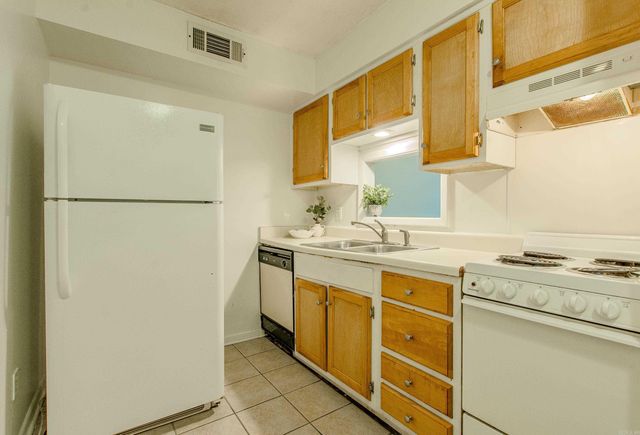 5700 B St Apt 15, Little Rock, AR 72205