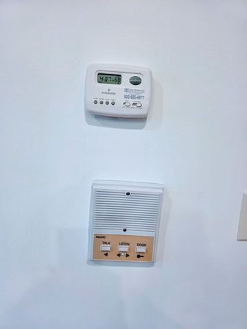 2544 W Hollywood Avenue 1, Chicago, IL 60659