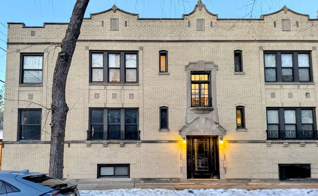 2544 W Hollywood Avenue 1, Chicago, IL 60659