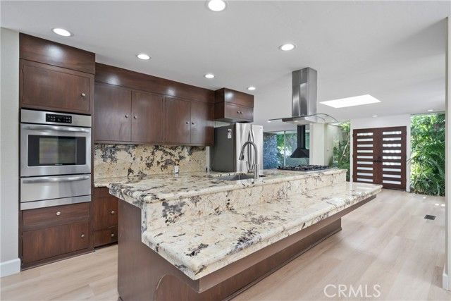 1824 Park Street, Huntington Beach, CA 92648