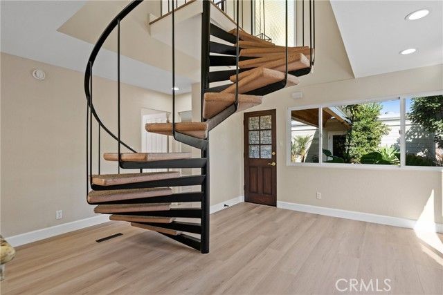 1824 Park Street, Huntington Beach, CA 92648