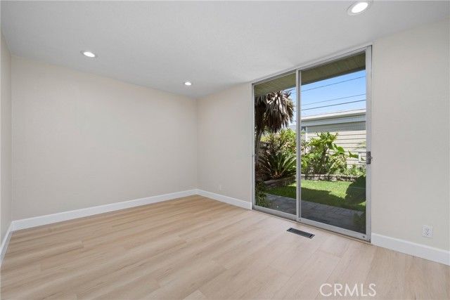 1824 Park Street, Huntington Beach, CA 92648