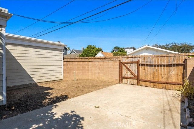 1824 Park Street, Huntington Beach, CA 92648