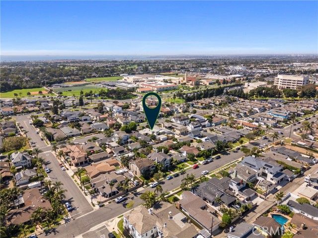 1824 Park Street, Huntington Beach, CA 92648