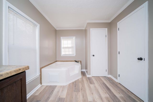 2568 James Marshall Rd, Marshall, TX 75670