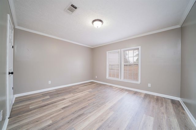 2568 James Marshall Rd, Marshall, TX 75670