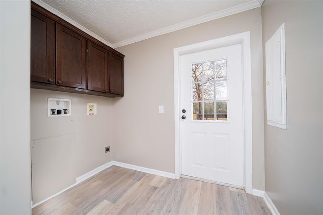 2568 James Marshall Rd, Marshall, TX 75670