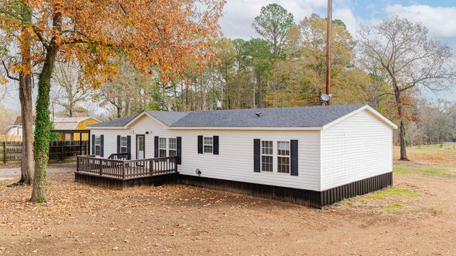 2568 James Marshall Rd, Marshall, TX 75670