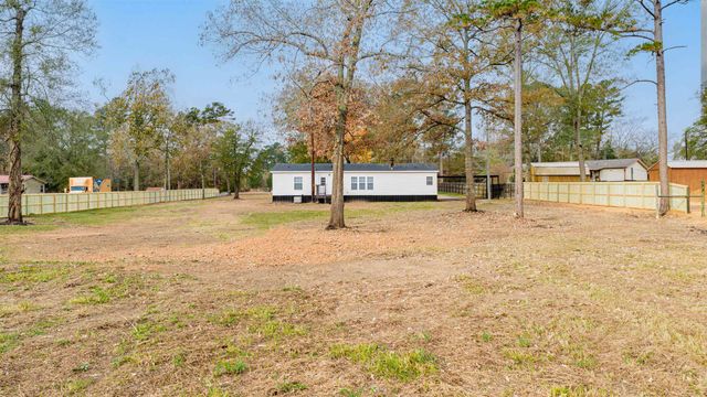 2568 James Marshall Rd, Marshall, TX 75670