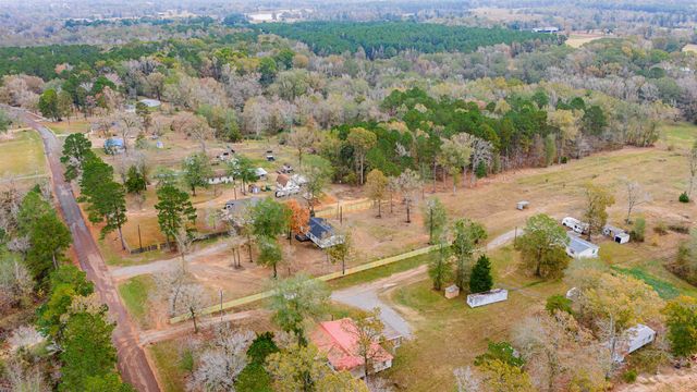 2568 James Marshall Rd, Marshall, TX 75670