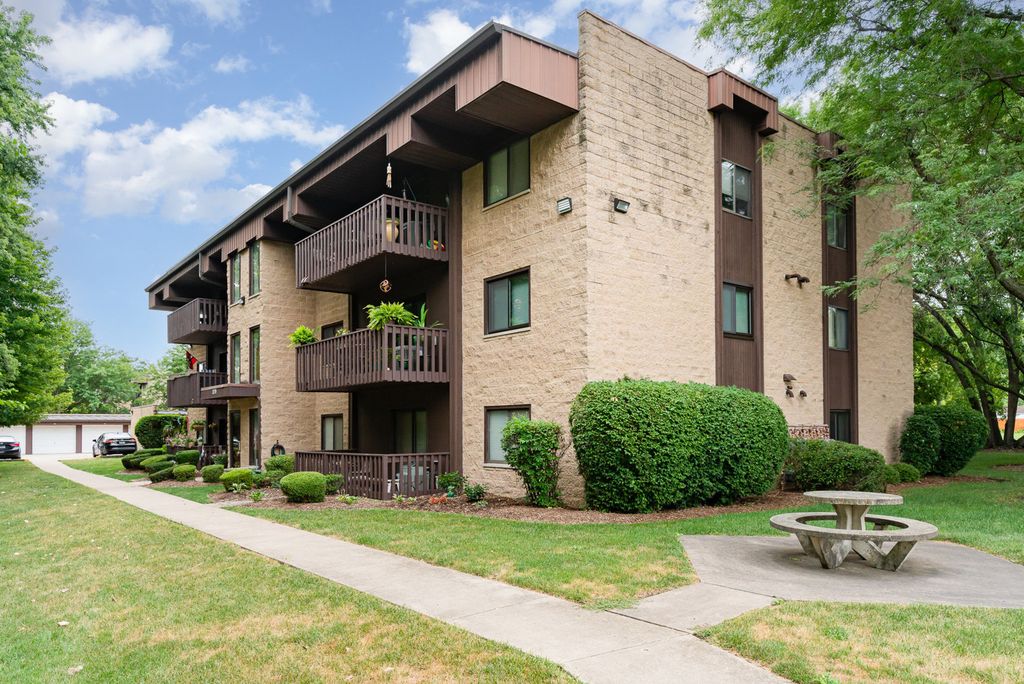 3119 Ingalls Avenue 3B, Joliet, IL 60435