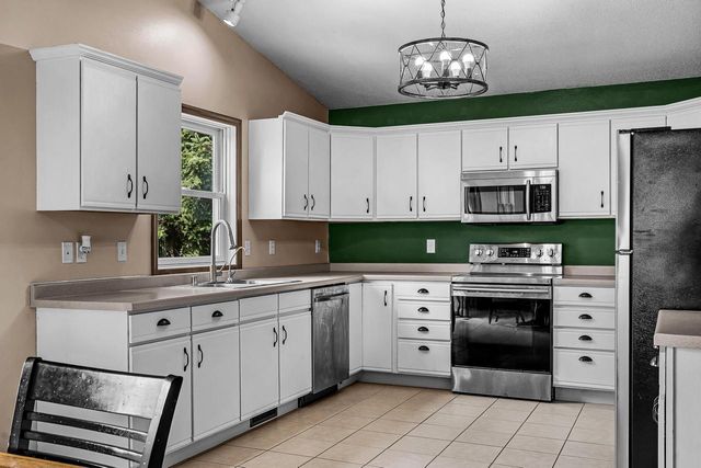21312 Barbara LANE, Galesville, WI 54630