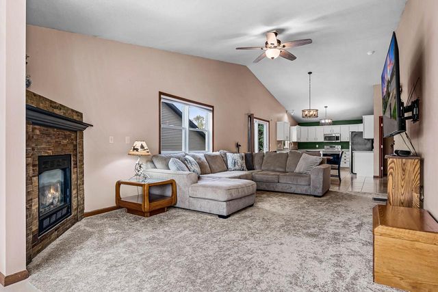 21312 Barbara LANE, Galesville, WI 54630