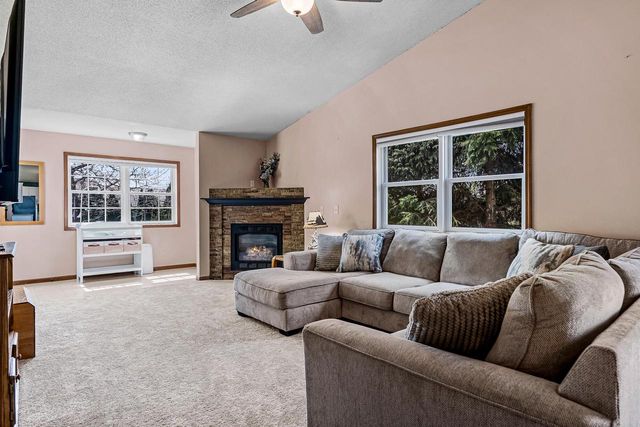 21312 Barbara LANE, Galesville, WI 54630