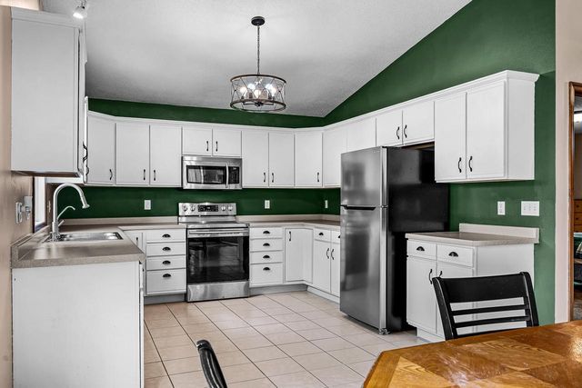 21312 Barbara LANE, Galesville, WI 54630