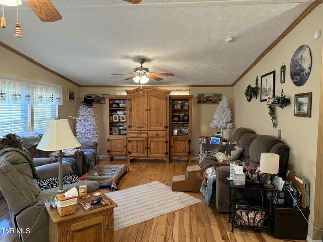 6042 Cherry Lane, Wise, VA 24293