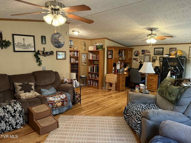 6042 Cherry Lane, Wise, VA 24293