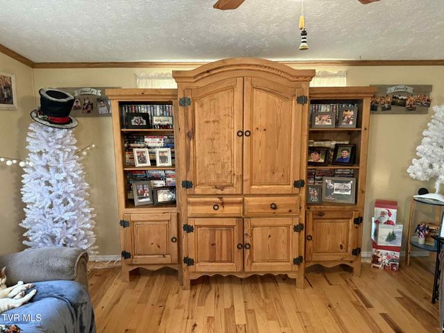 6042 Cherry Lane, Wise, VA 24293